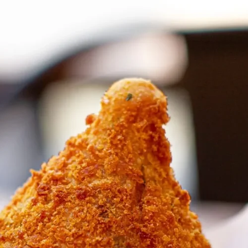 No aniversário de Rio Preto, Coxinhas Bady distribui 174 coxinhas grátis pela cidade